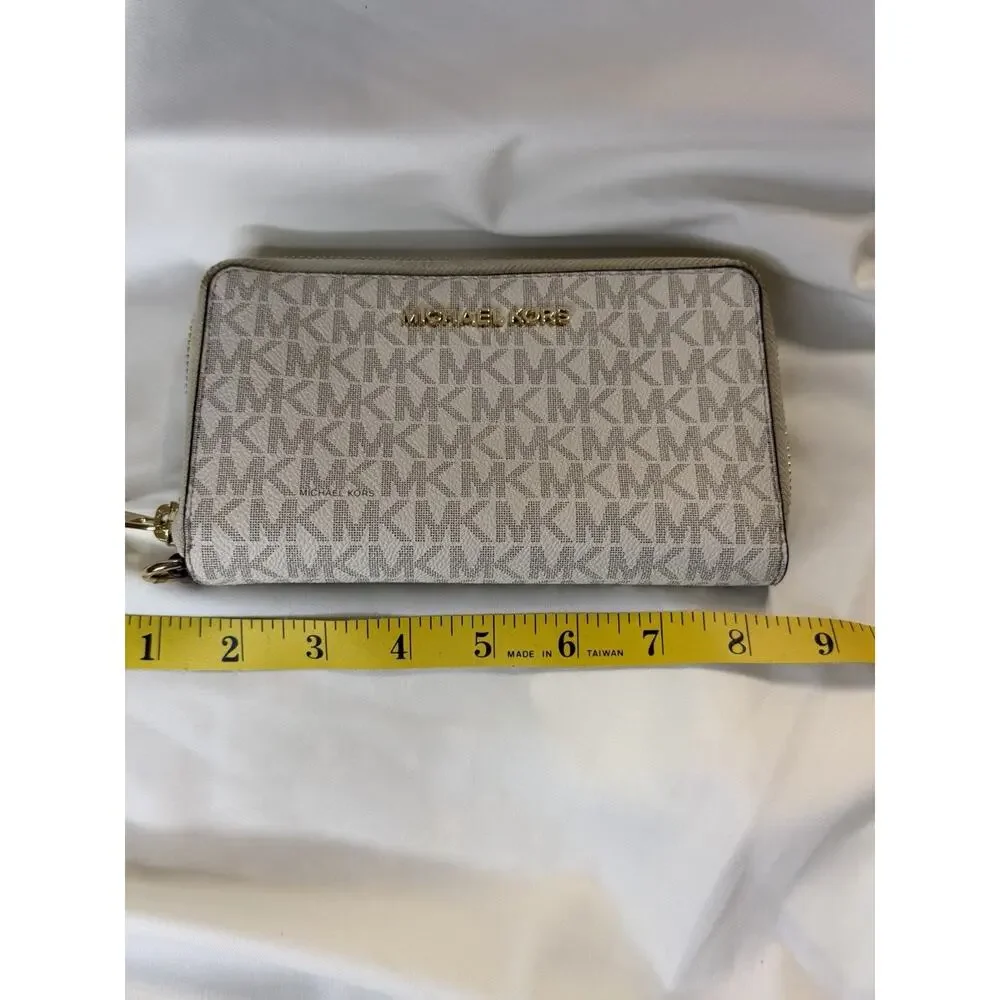 MICHAEL KORS Jet Set Signature Logo Smartphone Wristlet Wallet Brown Cream